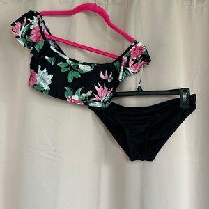 Vince Camuto two piece swim suit